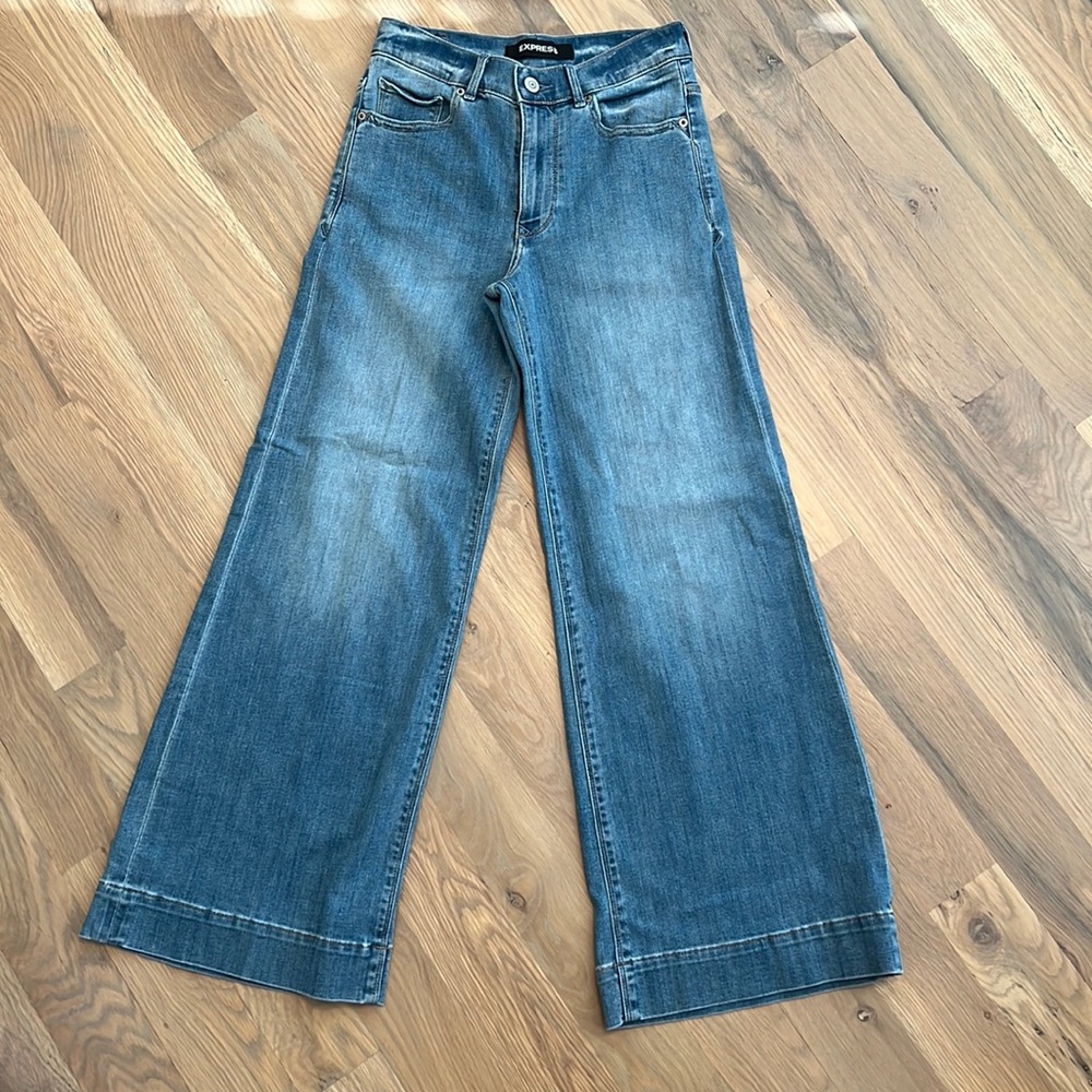 [express] Wide Leg Jeans